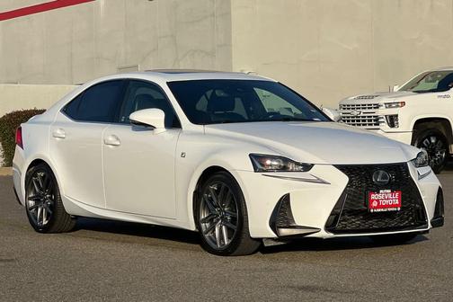 2018 Lexus IS 300 Base