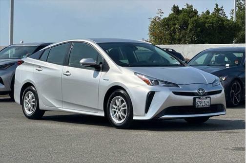2022 Toyota Prius L