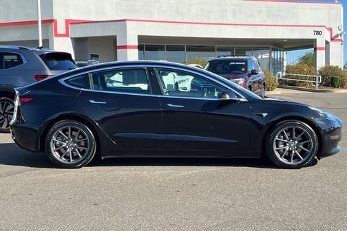 2018 Tesla Model 3 Performance