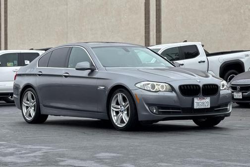 2013 BMW 528 528i