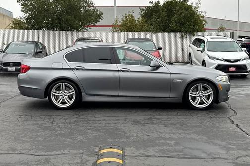 2013 BMW 528 528i
