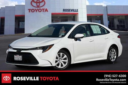 Ice Cap 2025 Toyota Corolla LE