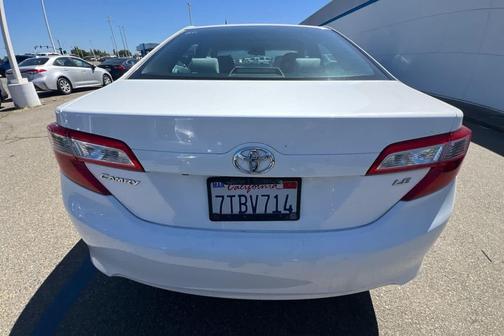 Super White 2014 Toyota Camry LE