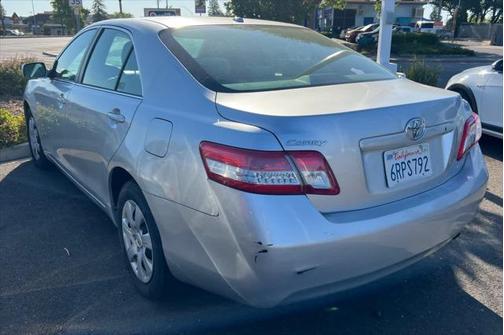 2011 Toyota Camry LE
