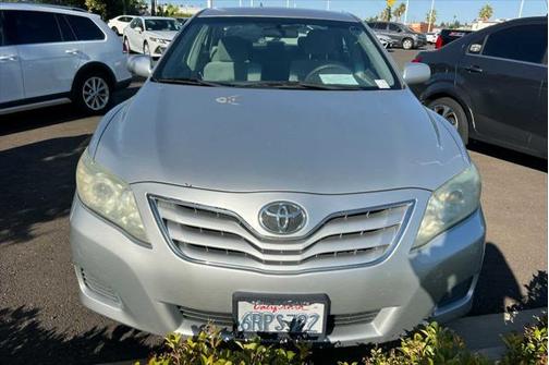 2011 Toyota Camry LE