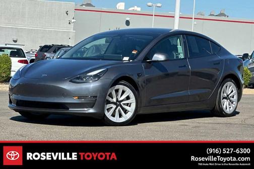 2022 Tesla Model 3 Standard Range