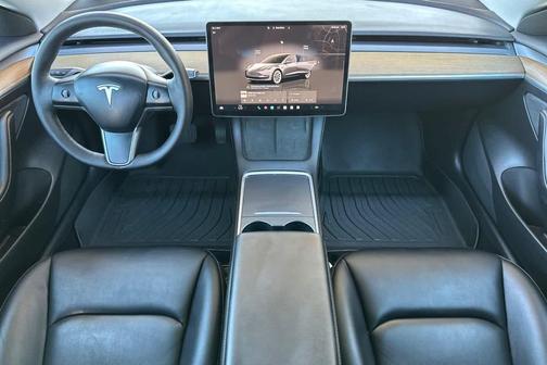 2022 Tesla Model 3 Standard Range