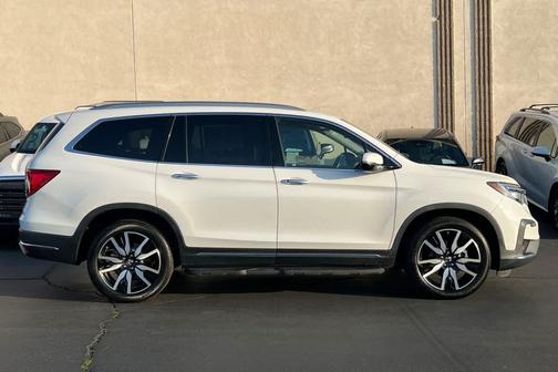 2021 Honda Pilot Touring 8-Passenger