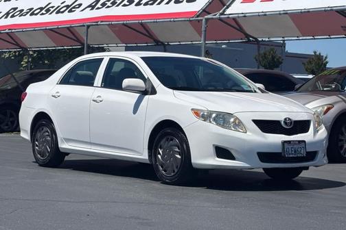 Super White 2010 Toyota Corolla LE