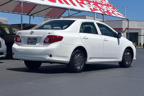 Super White 2010 Toyota Corolla LE