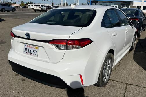 2024 Toyota Corolla Hybrid SE