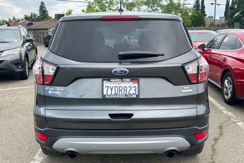 Magnetic Metallic 2017 Ford Escape SE