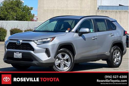 2022 Toyota RAV4 Hybrid XLE