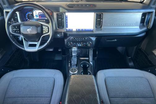 Antimatter Blue Metallic 2021 Ford Bronco Outer Banks