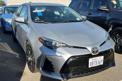 Classic Silver Metallic 2018 Toyota Corolla SE