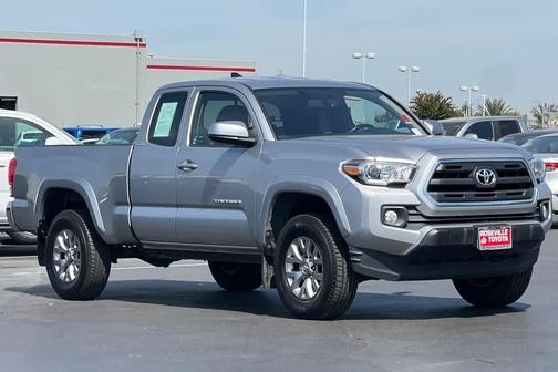 2017 Toyota Tacoma SR5