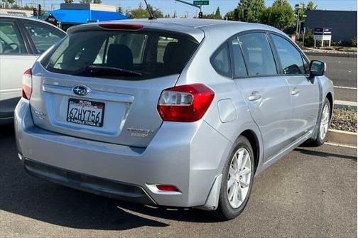 2013 Subaru Impreza 2.0i Premium
