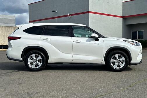 2020 Toyota Highlander Hybrid LE