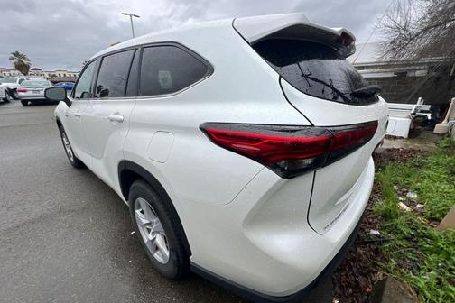 2020 Toyota Highlander Hybrid LE