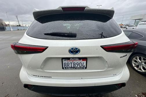 2020 Toyota Highlander Hybrid LE