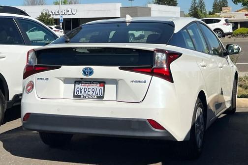 2019 Toyota Prius LE