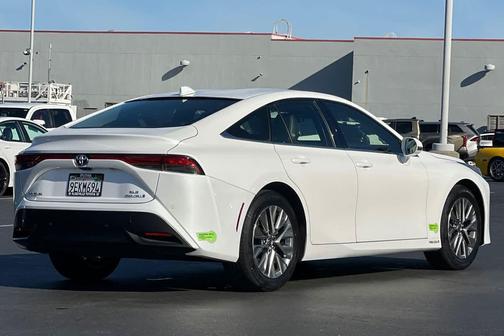 2022 Toyota Mirai Base