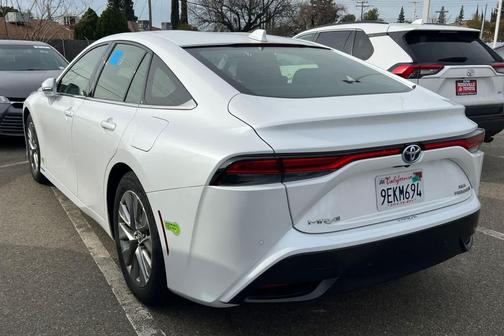 2022 Toyota Mirai Base