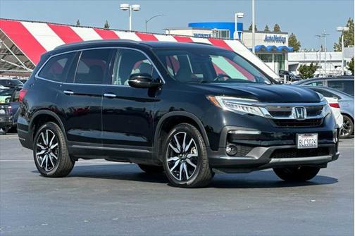 2019 Honda Pilot Touring 8-Passenger