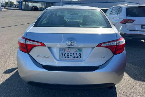 Classic Silver Metallic 2015 Toyota Corolla LE