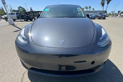 2024 Tesla Model Y Long Range Dual Motor All-Wheel Drive