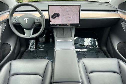 2024 Tesla Model Y Long Range Dual Motor All-Wheel Drive