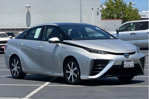 2017 Toyota Mirai Base