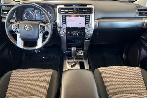 2022 Toyota 4Runner SR5