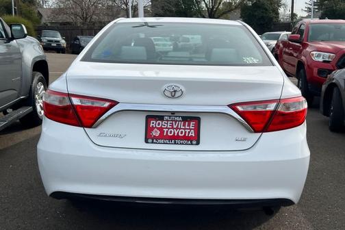 2017 Toyota Camry LE