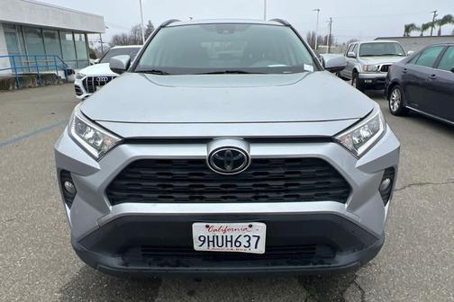 2019 Toyota RAV4 XLE