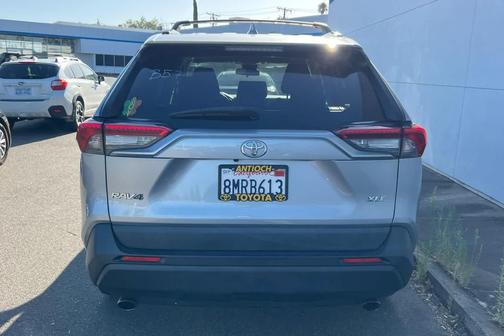 Silver Sky Metallic 2019 Toyota RAV4 XLE