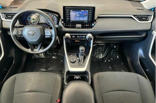 2020 Toyota RAV4 Hybrid LE