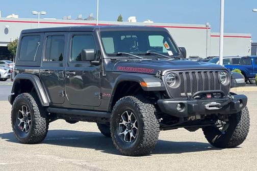 Granite Crystal Metallic Clearcoat 2018 Jeep Wrangler Unlimited Rubicon