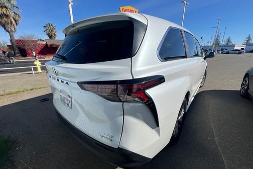 2024 Toyota Sienna XLE