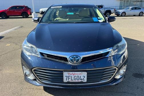 Parisian Night Pearl 2014 Toyota Avalon Hybrid Limited