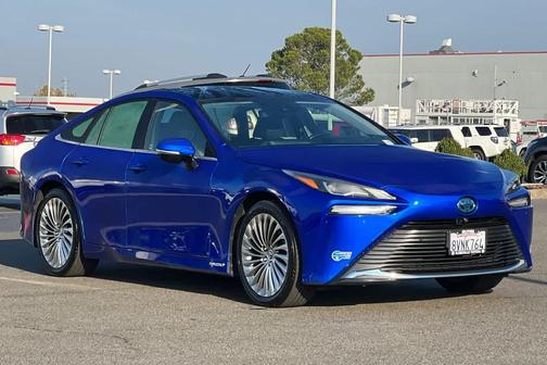 2021 Toyota Mirai Base