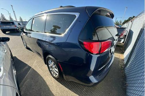 2020 Chrysler Voyager LXI