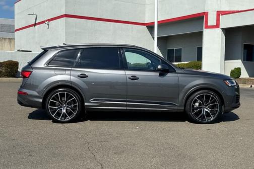 Gray 2021 Audi Q7 55 Prestige