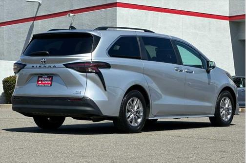 2023 Toyota Sienna XLE