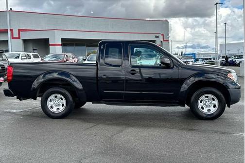 2017 Nissan Frontier S