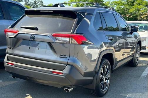 2024 Toyota RAV4 Hybrid XLE Premium