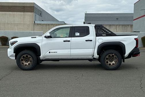 Ice Cap 2026 Toyota Tacoma Hybrid Trailhunter