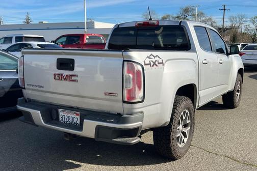 2016 GMC Canyon SLE
