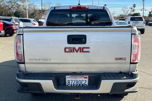2016 GMC Canyon SLE