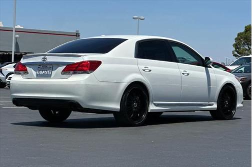 2012 Toyota Avalon Base
